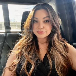 Meet your Posher, Alicia